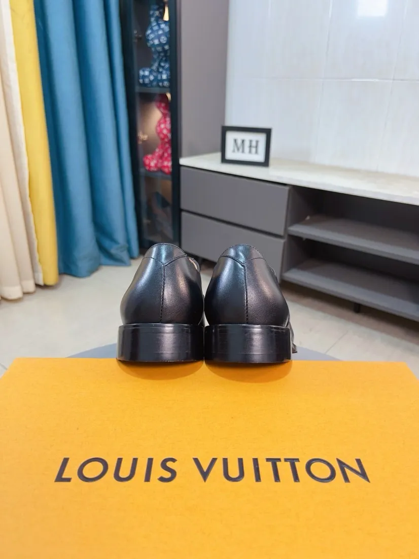 Men's men's shoes 💰520🌸🌸【LV Louis Vuitton】~ New product 🆕High-end original men's 🚹Business casual leather shoes, made of original cowhide open-edge bead fabric➕comfortable and soft cowhide lining➕cowhide insole, original LOGO rubber non-slip outsole. Code number: 38-44